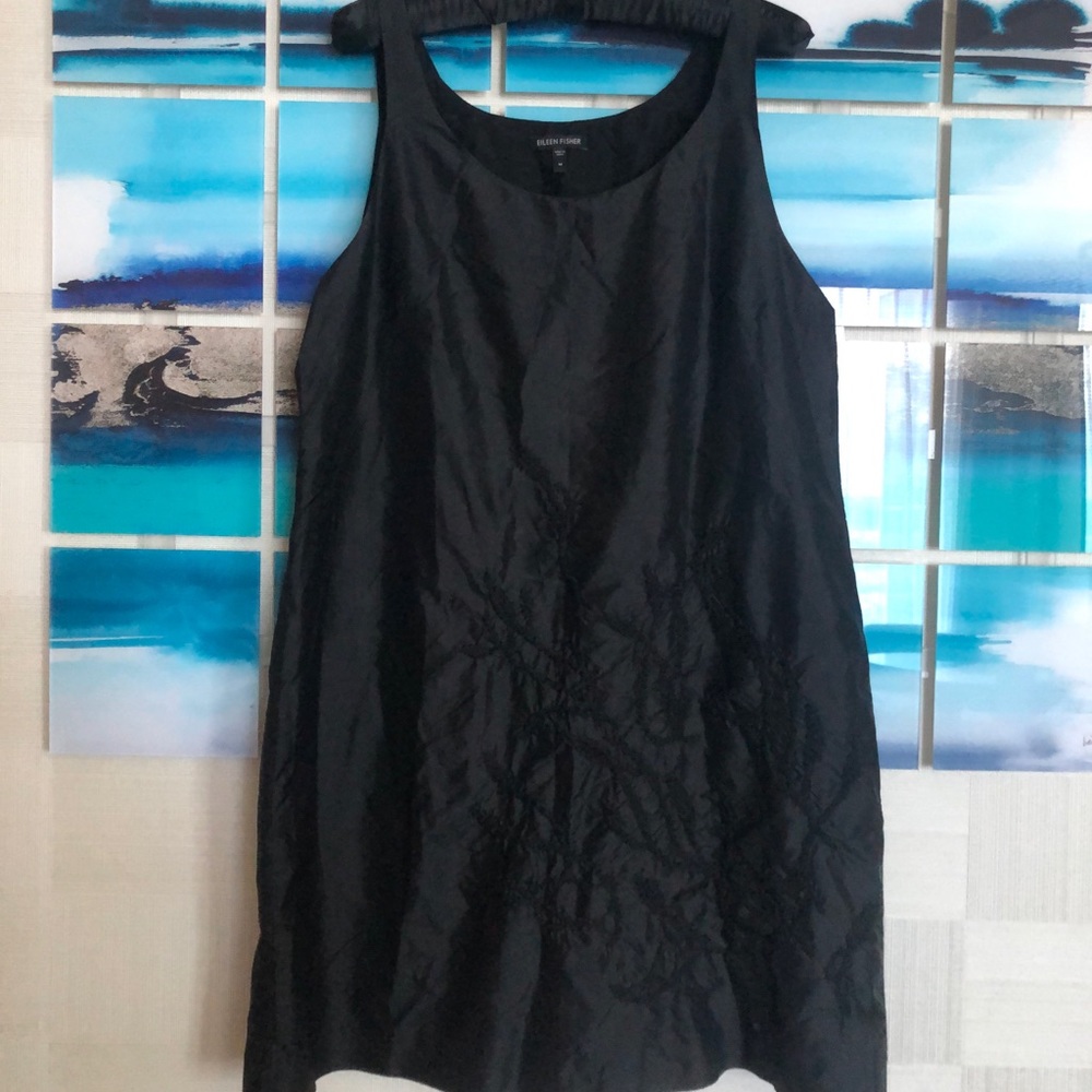 Eileen fisher medium black embroidered 100%Silk  dress mini